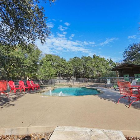 Wimberley Log Cabins Resort And Suites- Unit 7 ภายนอก รูปภาพ