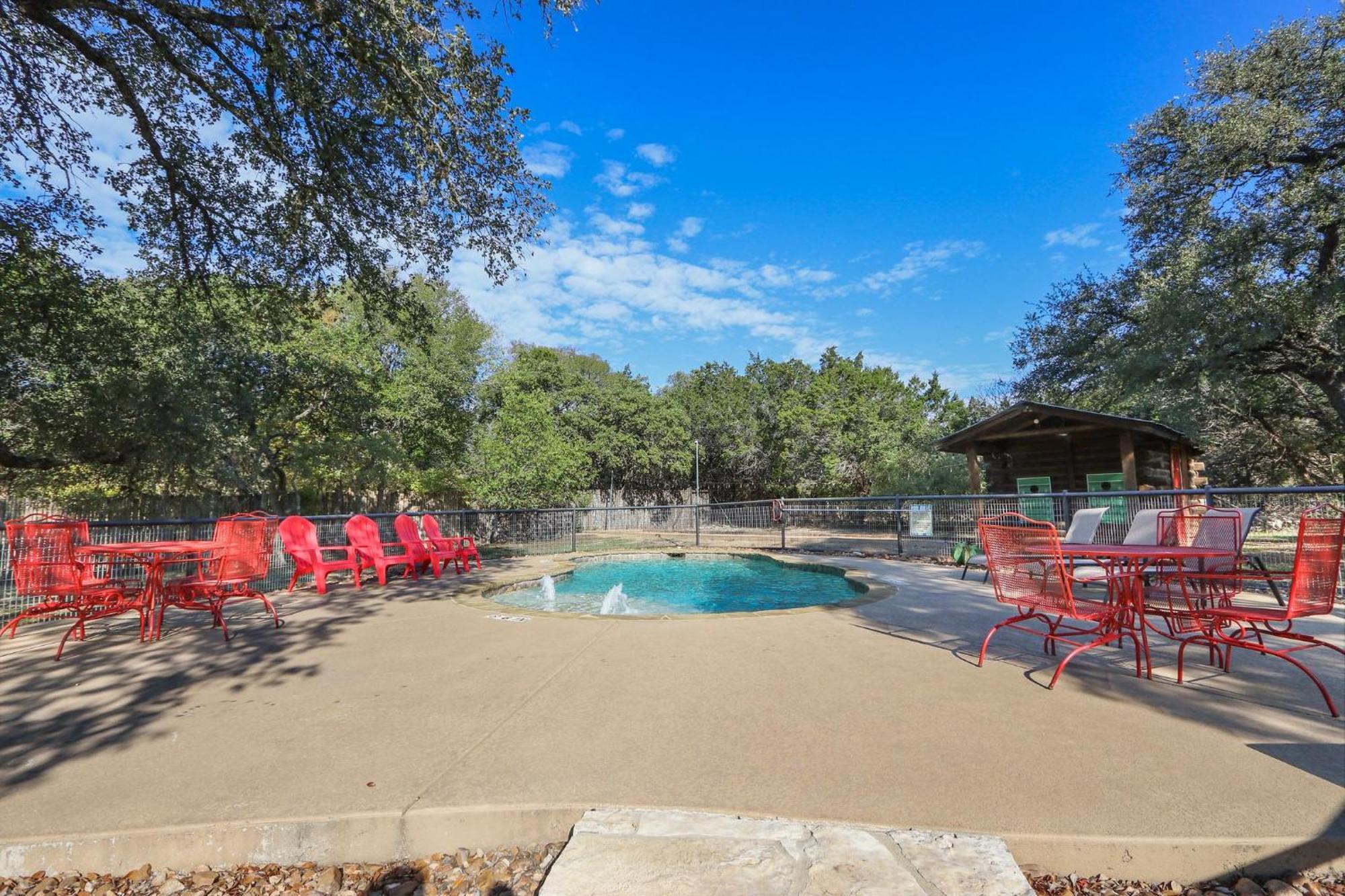 Wimberley Log Cabins Resort And Suites- Unit 7 ภายนอก รูปภาพ