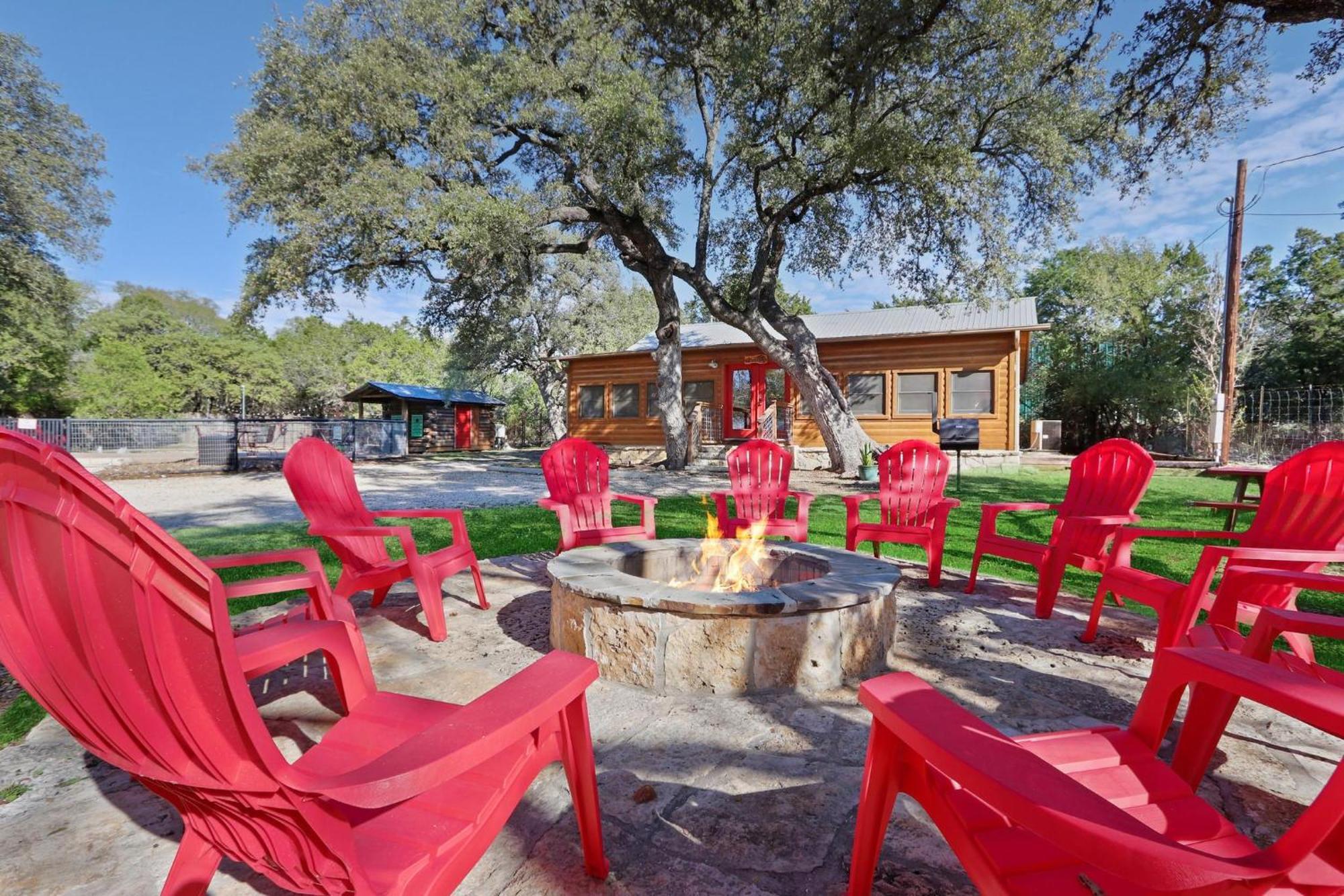 Wimberley Log Cabins Resort And Suites- Unit 7 ภายนอก รูปภาพ